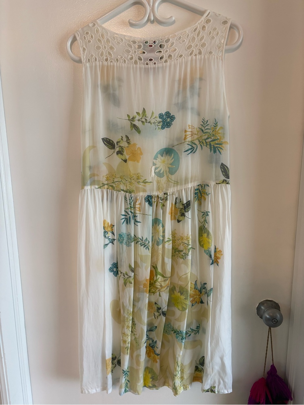 JOHNNY WAS Vintage Look Floral Print Sleeveless Dress. Sheer! White Yellow - Picture 4 of 8